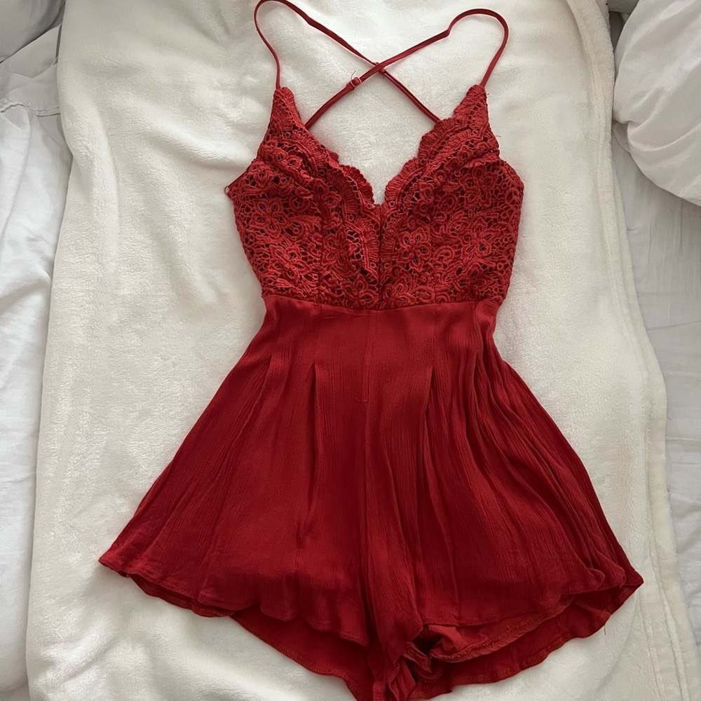 Lulu’s strappy back summer dress